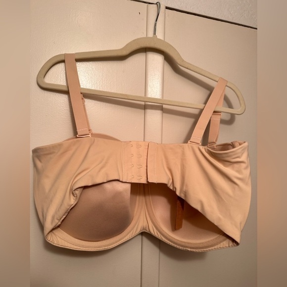 SKIMS FITS EVERYBODY STRAPLESS BRA 42H Sand NWT - Picture 5 of 7